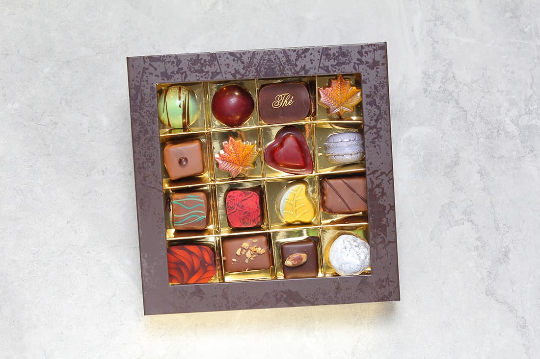 Boîte de 16 chocolats | Chocolats fins | Pâtisserie Chocolaterie Raffin