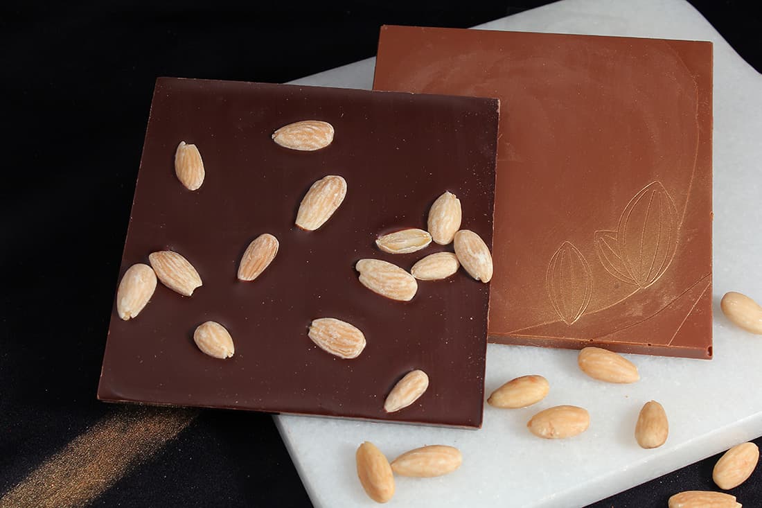 Tablette chocolat amandes | Gourmandises chocolatées | Pâtisserie Chocolaterie Raffin