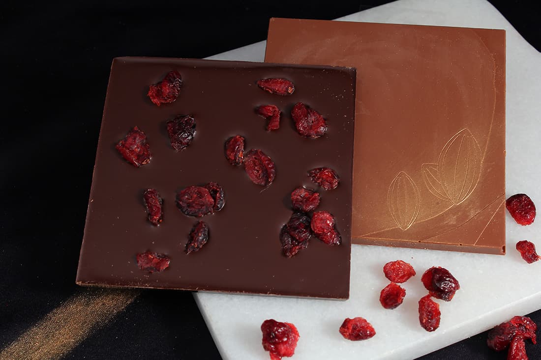 Tablette chocolat canneberges | Gourmandises chocolatées | Pâtisserie Chocolaterie Raffin